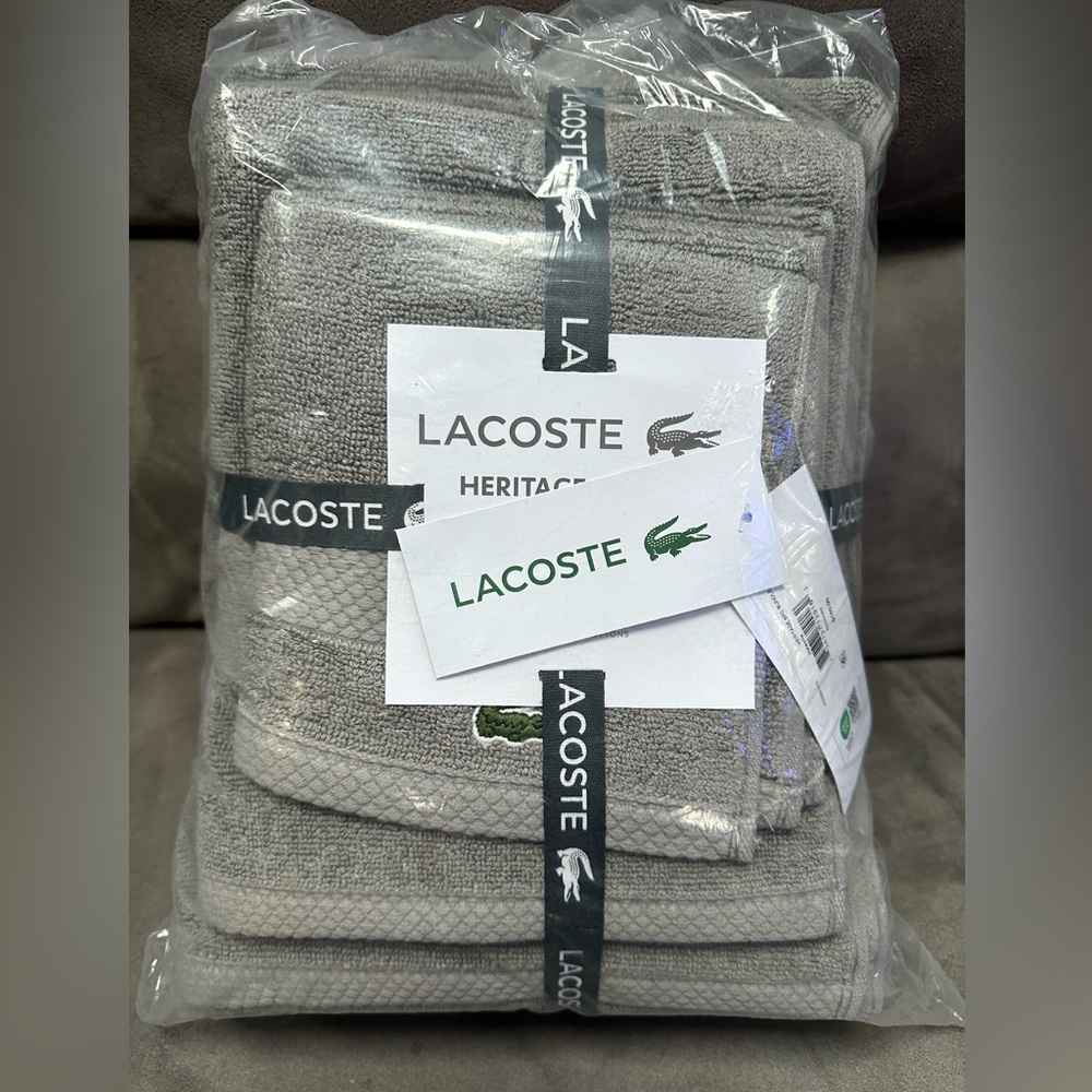 Lacoste Towel Set